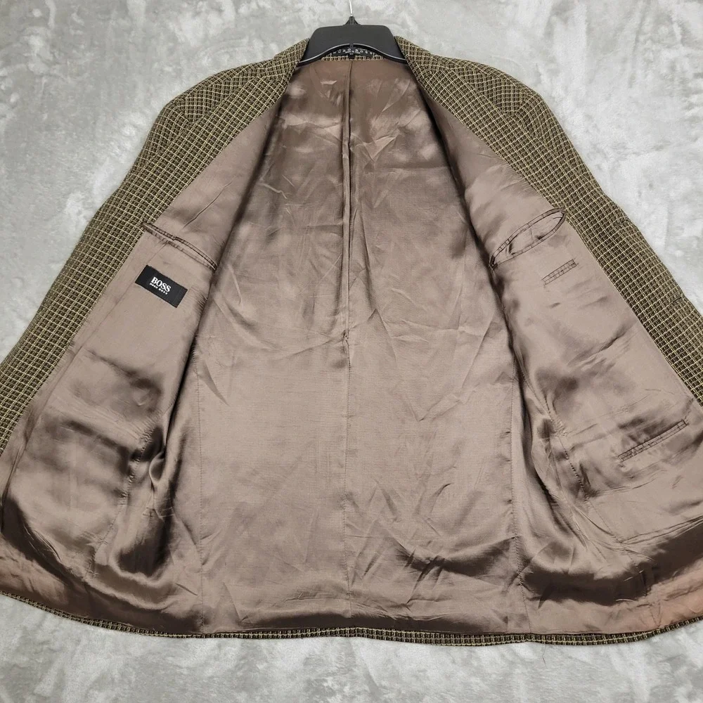 Hugo Boss blazer great